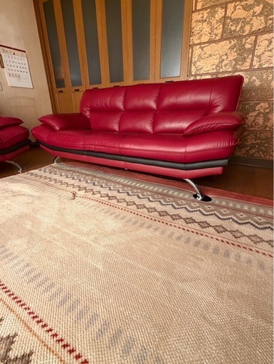 【早い者勝ち】レザー赤ソファ モダンデザイン　ロゾ　RED