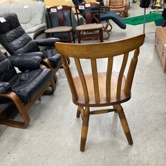 坂2602-1397 回転式ダイニングチェア ライトブラウン② キズ汚れ有りの画像