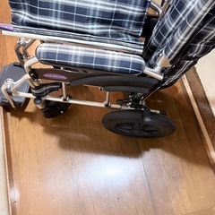 「美品」ノーパンク車椅子　交渉可の画像