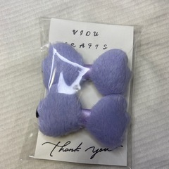 ハンドメイドアクセサリーまとめ売り（ヘアピン・バングル・キーホルダー）の画像