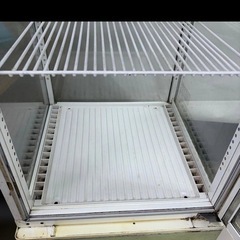 冷蔵ショーケースの画像