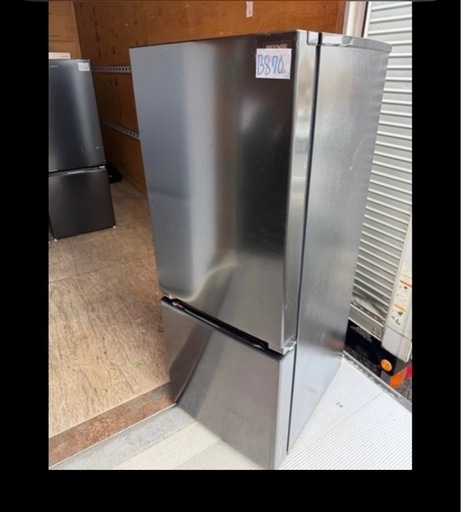 NO B870?福岡市内配送設置無料✨?REFAGE YRZ-F15LK 2ドア冷蔵庫 156L 右開き ブラック 2024年
