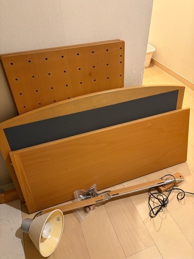【北欧風ブランド家具】ランプ付き学習机