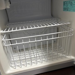 小さい冷凍庫の画像