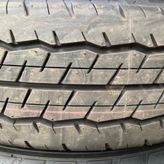 新車剥がし　DUNLOP 195/80R15 25年製 夏タイヤの画像