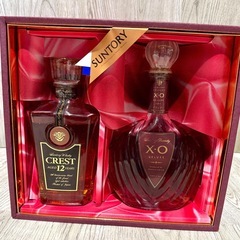 【未開封 古酒】サントリー CREST12年＆ブランデーXO DELUXE ギフトセット（箱付）の画像