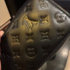 ルイヴィトン財布美品の画像