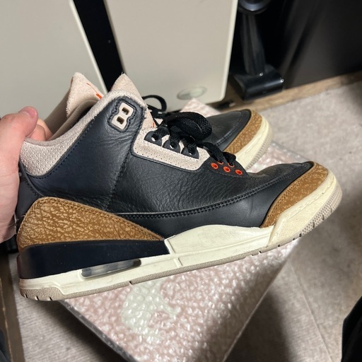 Air Jordan 3 Retro ブラック/オレンジ/フォッシルストーン【新品未開封】26cm
