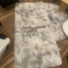 【交渉中】カーペットラグ3点セットの画像