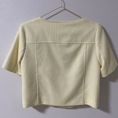ZARA半袖ジャケットの画像