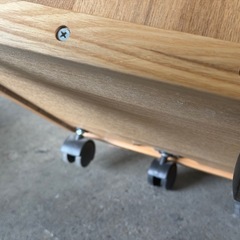 キャスター付き木製デスクキャビネット サイドテーブルの画像