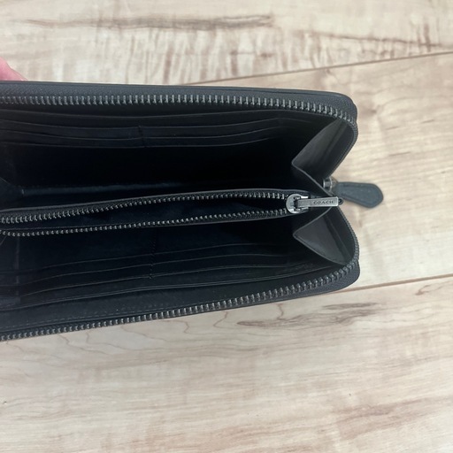 新品　コーチ　　長財布　　二つ折り　名刺入