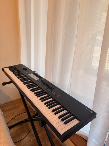 [ほぼ未使用] MIDIキーボード　LAUNCHKEY88
