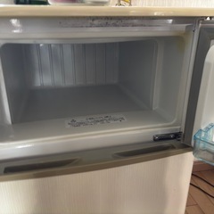 96L 2ドア冷凍冷蔵庫 中古 可動品の画像