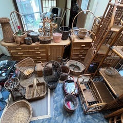 ①家具　レトロ 籐 ラタン サイドボードの画像