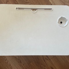 折りたたみテーブルあげますの画像