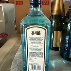 ボンベイ・サファイア 750ml [プレミアム ロンドン ドライ ジン イギリス産 47%の画像