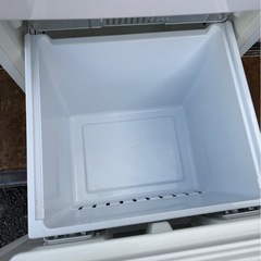 ⑥ハイセンス　20年製　冷蔵庫の画像