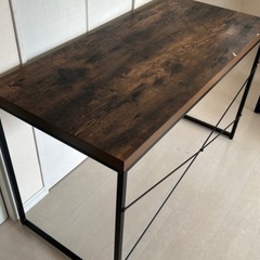 サイドワゴンとデスク　ニトリの画像