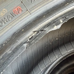 ヨコハマタイヤ185/60-15の画像