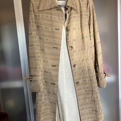 イルコルソブラックレーベルの春コートの画像