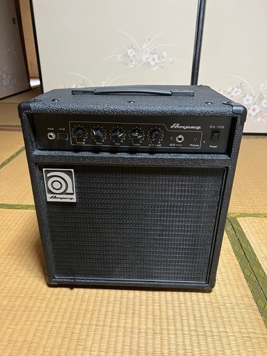 取引中アンペグ　　ベースアンプ　BA-108  v2