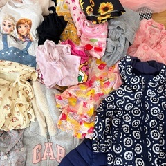 約55枚ブランド物多数★女の子80cm〜120cm服袋★詰め合わせ★福袋★オールシーズン★アウターコートダウン入り★BebeミキハウスGAPホットビスケットH&Mバースデイなの画像