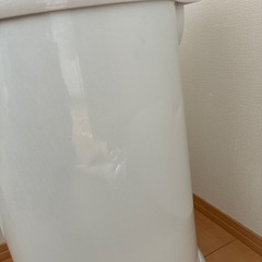 Ubbi ウッビー ウッビィ インテリア　おむつペール オムツペール　おむつ　ゴミ箱 オムツ おむつ処理ポット ペット　トイレ 大容量 45リットル 市販のゴミ袋 カートリッジ不要 フタ付き 蓋付き の画像