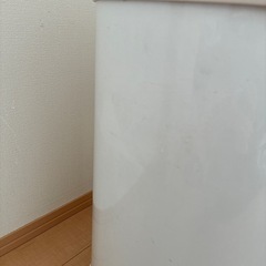 Ubbi ウッビー ウッビィ インテリア　おむつペール オムツペール　おむつ　ゴミ箱 オムツ おむつ処理ポット ペット　トイレ 大容量 45リットル 市販のゴミ袋 カートリッジ不要 フタ付き 蓋付き の画像