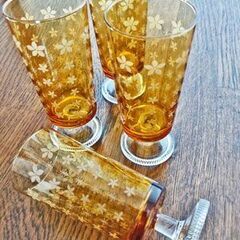 ガラスの食器類の画像