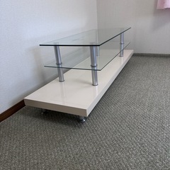 ガラスプレート　テレビ台　インテリア家具の画像