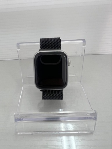 Apple Watch SE第2世代　40mm GPSモデル　MNJV3J/A