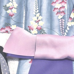 青色花柄浴衣・帯・草履・足袋セットの画像