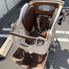 【取引完了】＊試乗可＊チャイルドシート付き3人乗り自転車の画像