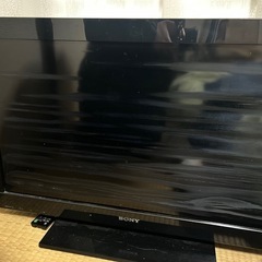 壊れたテレビの画像