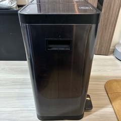 MBILLION　　分別ゴミ箱の画像