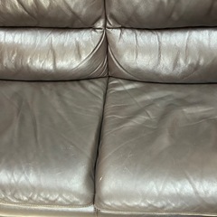 大塚家具☆本革☆2人掛けソファー☆焦茶の画像