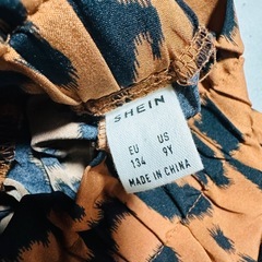 3月上旬処分予定⚠️2枚セット  柄物ショートパンツの画像