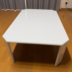 折りたたみテーブル（美品）の画像
