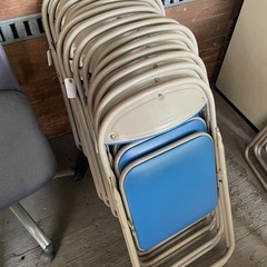 CHITOSE製パイプ椅子　1脚1,000円の画像