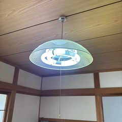 お部屋の明かりの画像