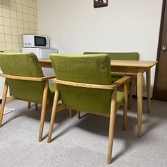 ダイニリビングテーブル椅子セットの画像