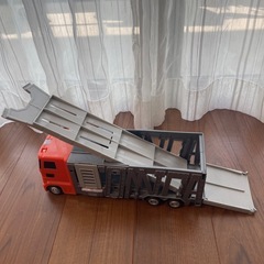 大回転発車！リモコンビッグキャリアカーの画像