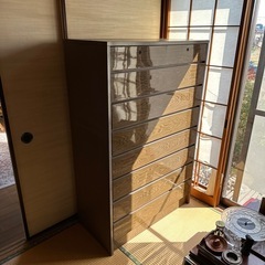 3月中 木製 タンス　棚の画像