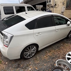 低走行 乗って帰れます 30プリウス Sツーリングセレクションの画像