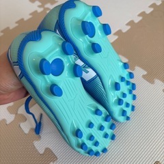 PUMA サッカースパイク（ブルー）※サイズ22.5cmの画像