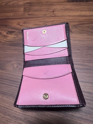 PRADA プラダ  折りたたみ財布