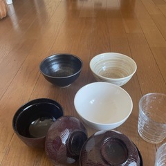 茶碗3点、汁物茶碗2点、コップ3点の画像