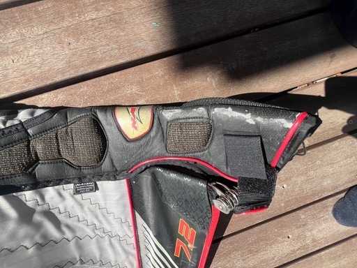 ウインドサーフィン　セイル　NAISH GLOVALFREERIDE　7.2