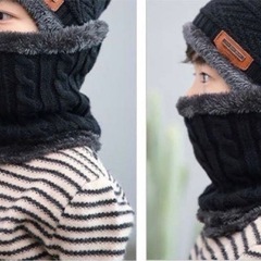 【新品】キッズサイズのネックウォーマーとニット帽セットの画像